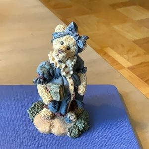 Adorable Boyd’s Bear Figurine.